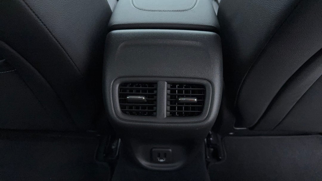 Rear A/C Vent