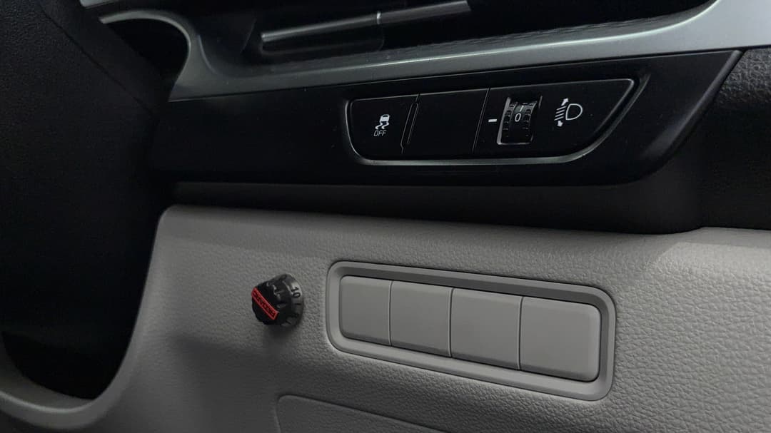 2022 Kia Carnival S, Automatic, 98678 km, Utility Switches/Buttons
