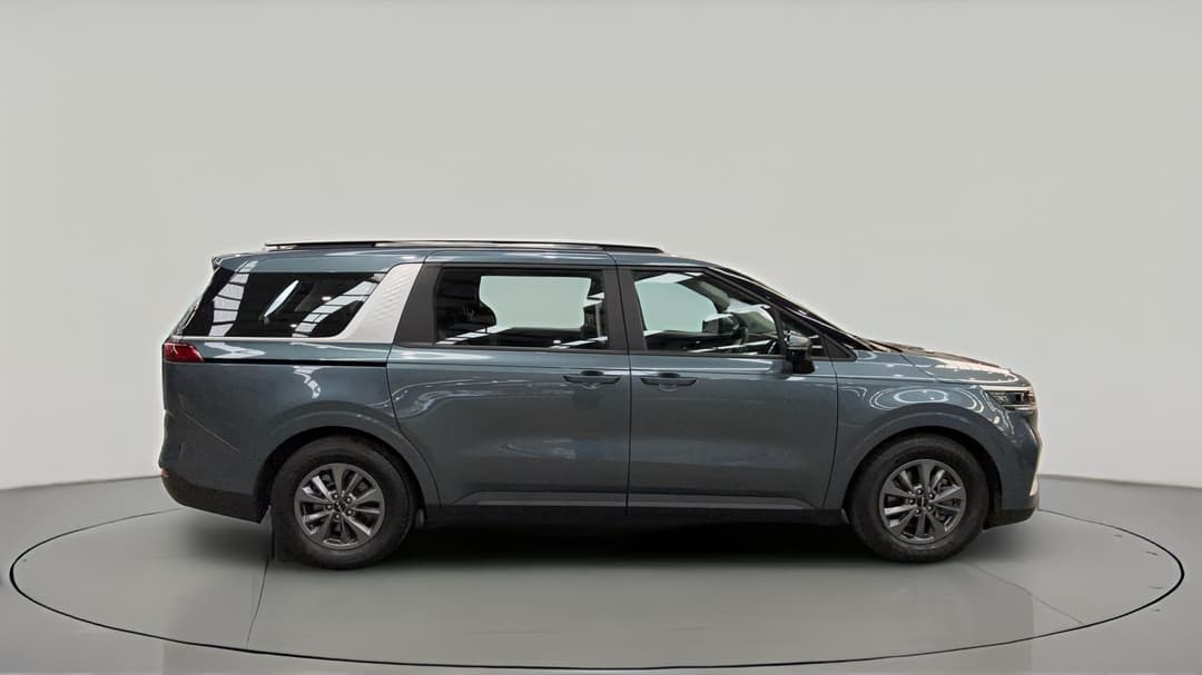 2022 Kia Carnival S, Automatic, 98678 km, Right Side View