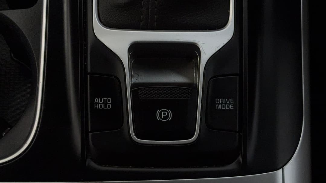 2022 Kia Carnival S, Automatic, 98678 km, Handbrake
