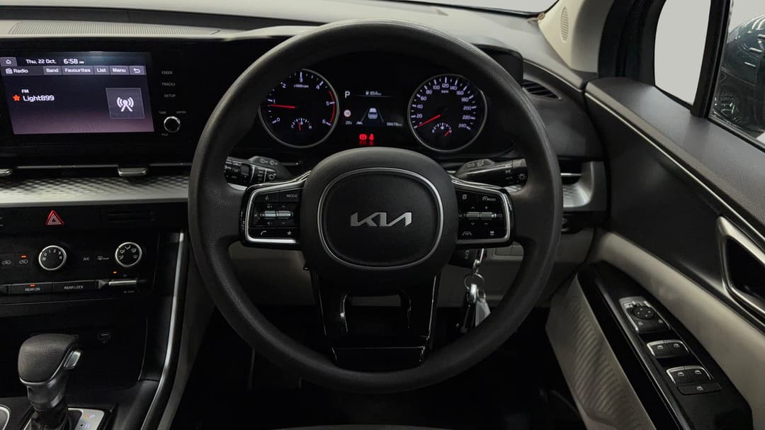 2022 Kia Carnival S, Automatic, 98678 km, Steering Wheel Close-up