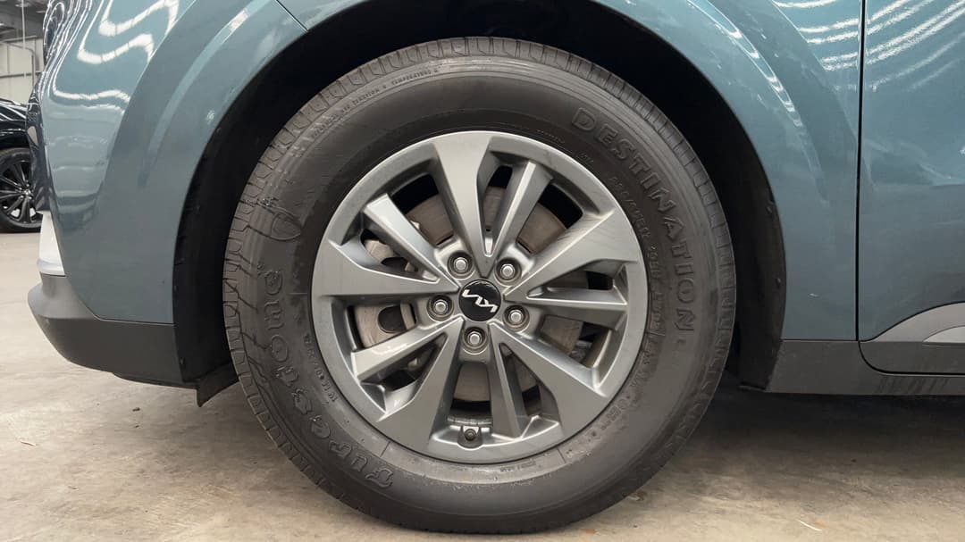 2022 Kia Carnival S, Automatic, 98678 km, Left Front Wheel
