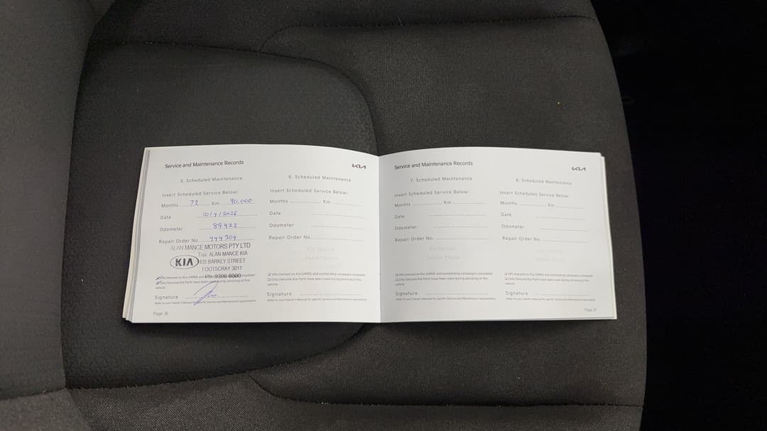 2022 Kia Carnival S, Automatic, 98678 km, Service History
