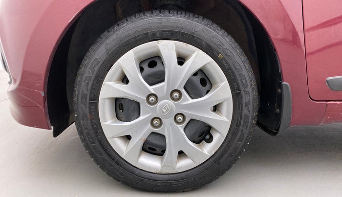 2015 Hyundai Grand i10 SPORTZ 1.2 KAPPA VTVT, Petrol, Manual, 35,327 km, Left Front Wheel