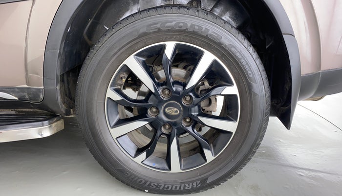 2019 Mahindra XUV500 W11 (O) AT, Diesel, Automatic, 57,685 km, Left Rear Wheel