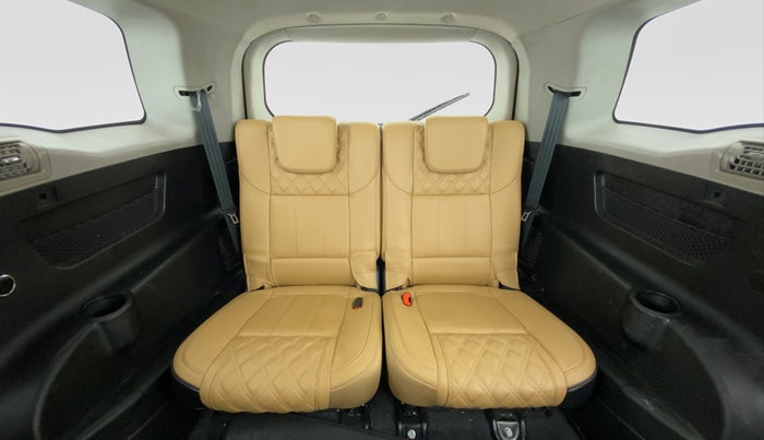 2019 Mahindra XUV500 W11 (O) AT, Diesel, Automatic, 57,685 km, Third Seat Row ( optional )