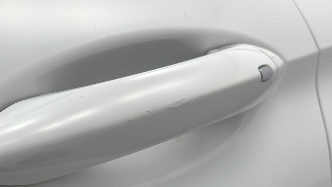 Door Handles Front LHS Chip