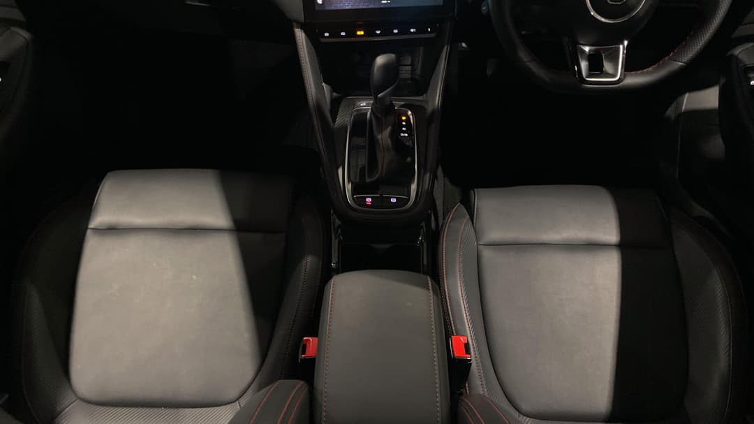 2024 MG Zst Vibe, Automatic, 20032 km, Center Console