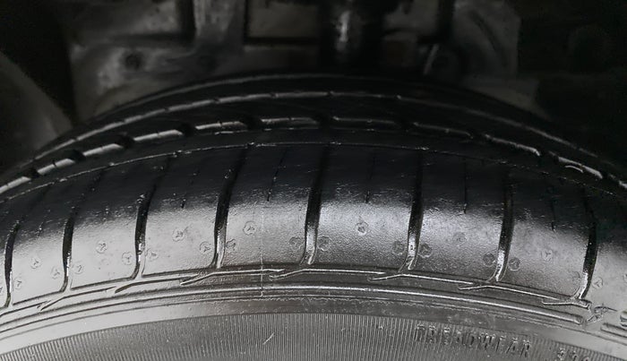 2018 Ford FREESTYLE TITANIUM PLUS 1.2 PETROL, Petrol, Manual, 17,652 km, Left Front Tyre Tread