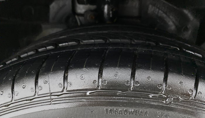 2018 Ford FREESTYLE TITANIUM PLUS 1.2 PETROL, Petrol, Manual, 17,652 km, Right Front Tyre Tread