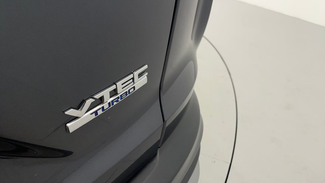 Badge (Boot Right Side)