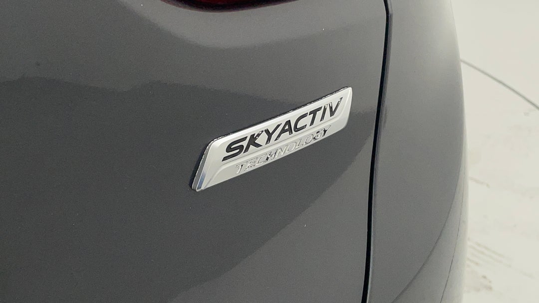 Badge (Boot Right Side)