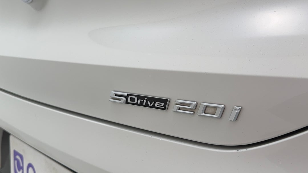 Badge (Boot Right Side)