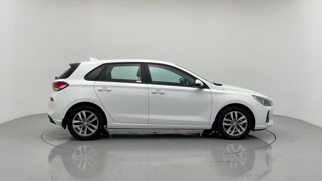 2020 Hyundai i30 Active, Automatic, 64099 km, Right Side View