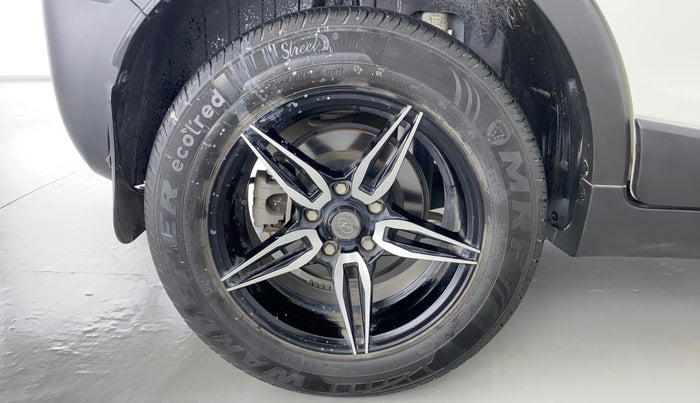 2020 Mahindra XUV300 1.2 W6 MT, Petrol, Manual, 18,028 km, Right Rear Wheel