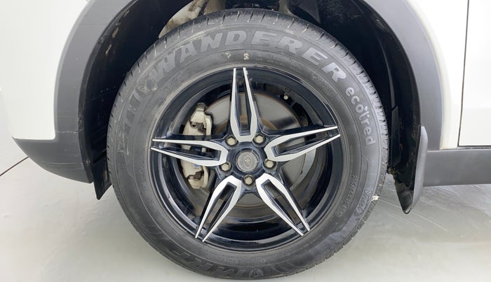 2020 Mahindra XUV300 1.2 W6 MT, Petrol, Manual, 18,028 km, Left Front Wheel