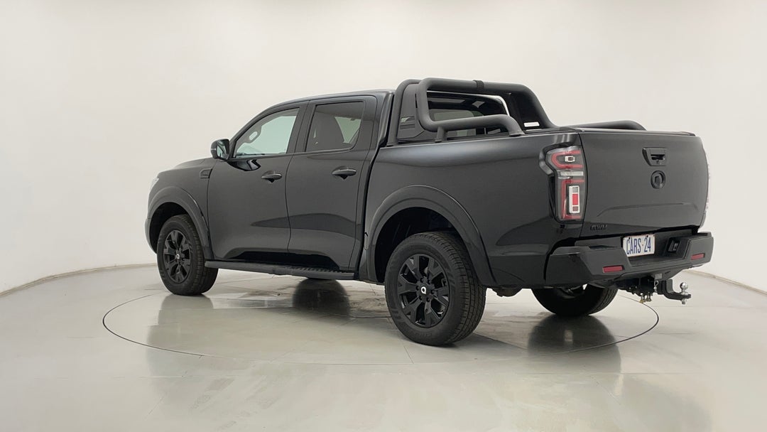 Left Back Diagonal (45- Degree) View