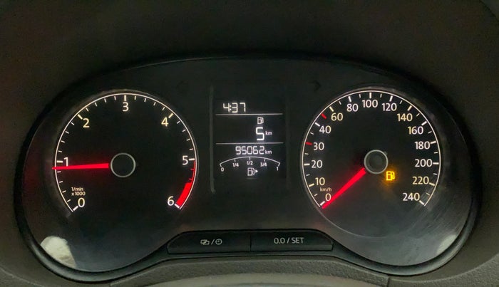 2017 Volkswagen Vento HIGHLINE PLUS 1.5 16 ALLOY, Diesel, Manual, 95,112 km, Odometer Image