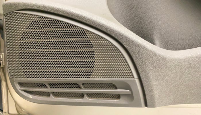 2017 Volkswagen Vento HIGHLINE PLUS 1.5 16 ALLOY, Diesel, Manual, 95,112 km, Speaker