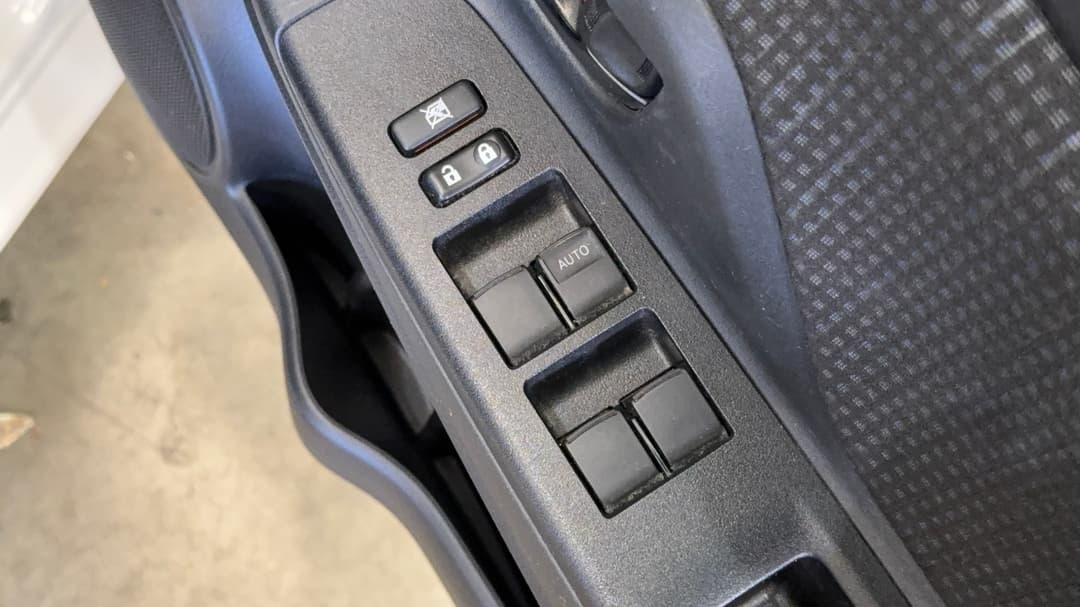 2019 Toyota Yaris Ascent, Automatic, 61295 km, Drivers Side Door Panel Controls