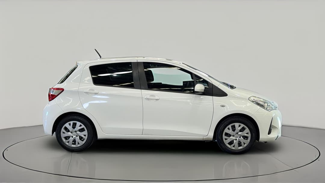 2019 Toyota Yaris Ascent, Automatic, 61295 km, Right Side View