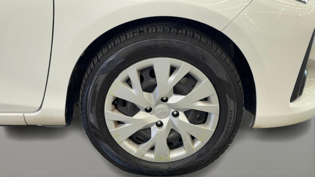 2019 Toyota Yaris Ascent, Automatic, 61295 km, Right Front Wheel