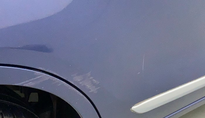 2018 Maruti Dzire ZXI PLUS AMT, Petrol, Automatic, 35,198 km, Right rear door - Minor scratches