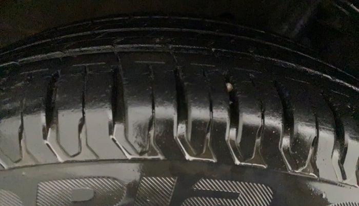 2018 Maruti Dzire ZXI PLUS AMT, Petrol, Automatic, 35,198 km, Left Rear Tyre Tread