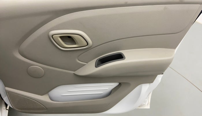2017 Datsun Redi Go T (O), Petrol, Manual, 14,240 km, Driver Side Door Panels Control