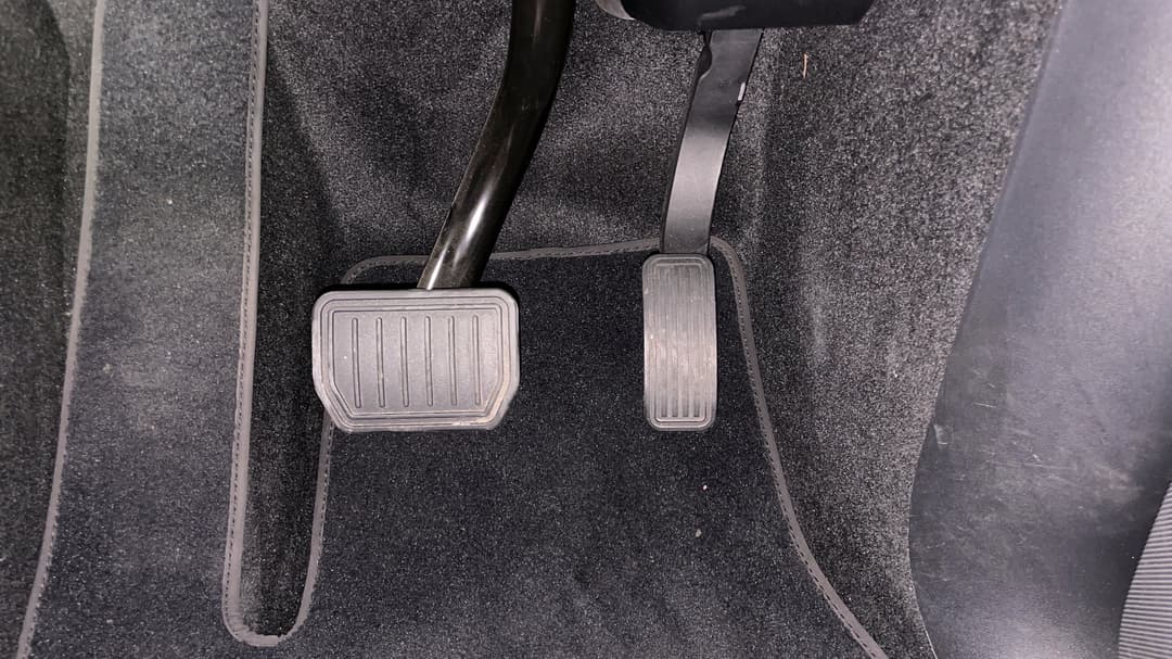 2023 Tesla Model Y Rear-wheel Drive, Automatic, 23848 km, Pedals and Footmat