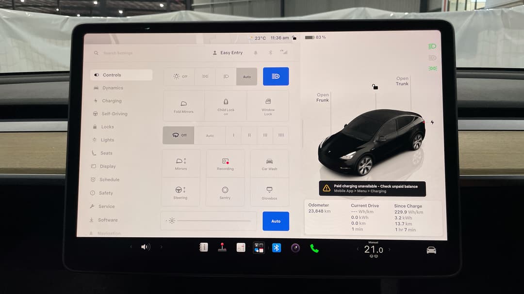 2023 Tesla Model Y Rear-wheel Drive, Automatic, 23848 km, Utility Switches/Buttons