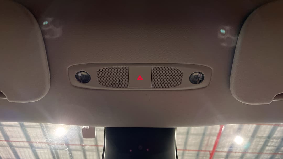 2023 Tesla Model Y Rear-wheel Drive, Automatic, 23848 km, On-Roof Controls/Sunglass holder