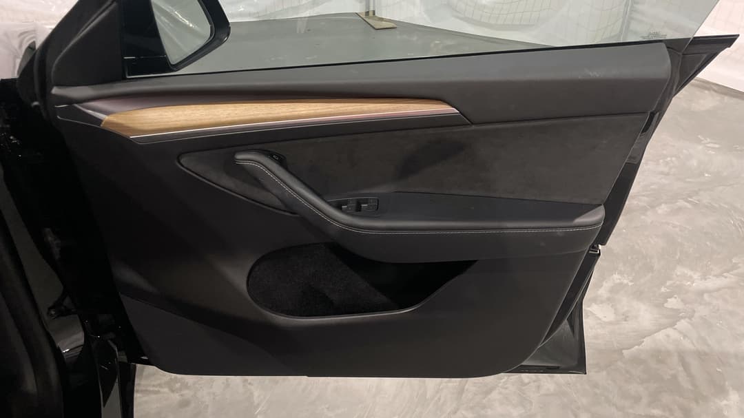 2023 Tesla Model Y Rear-wheel Drive, Automatic, 23848 km, Speaker View