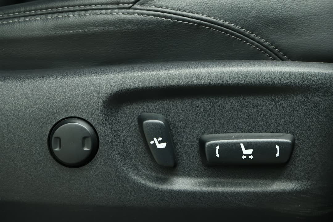2021 Toyota Landcruiser Prado Kakadu, Automatic, 83999 km, Drivers Side Adjustment Panel
