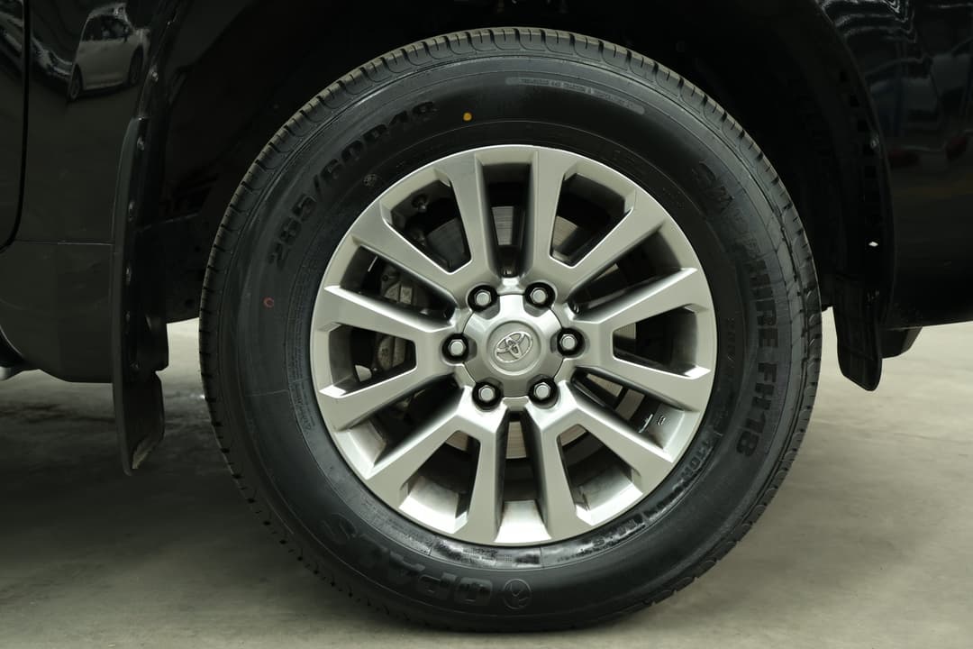 2021 Toyota Landcruiser Prado Kakadu, Automatic, 83999 km, Right Front Wheel