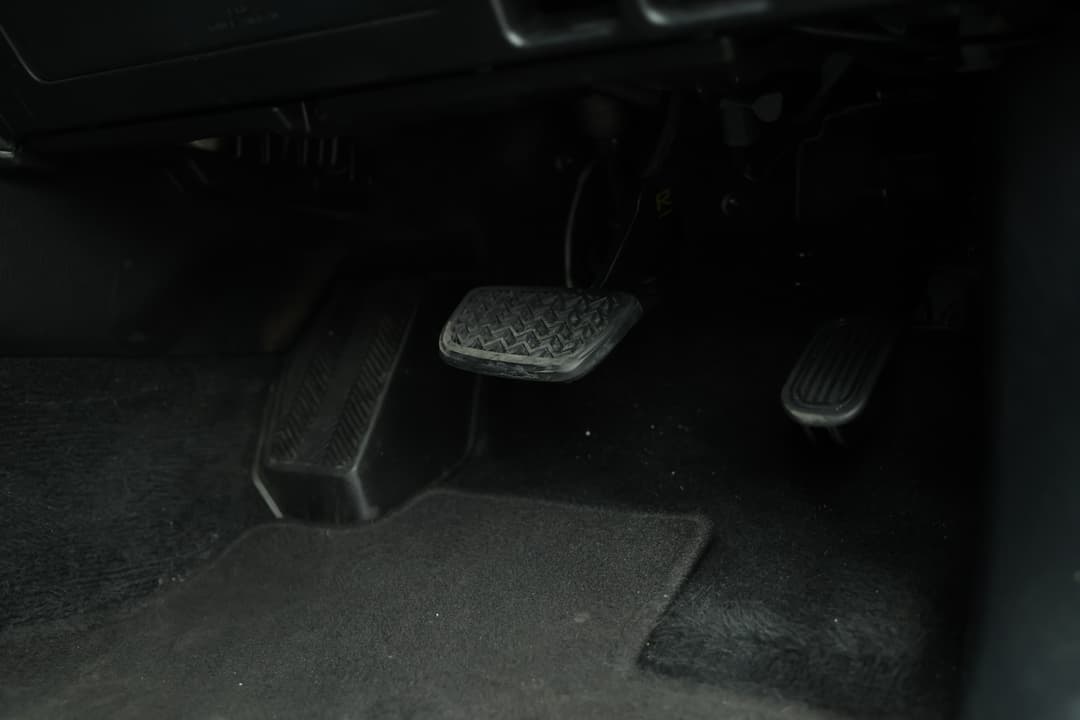 2021 Toyota Landcruiser Prado Kakadu, Automatic, 83999 km, Pedals and Footmat