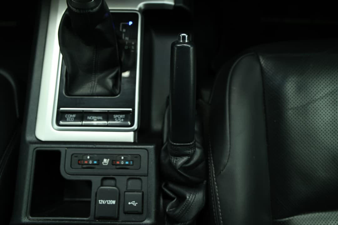 2021 Toyota Landcruiser Prado Kakadu, Automatic, 83999 km, Handbrake