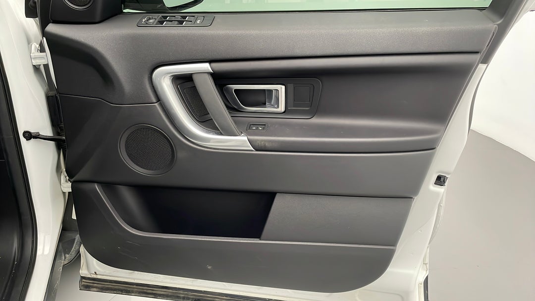 2017 Land Rover Discovery Sport Td4 150 Se 5 Seat, Automatic, 53836 km, Speaker View