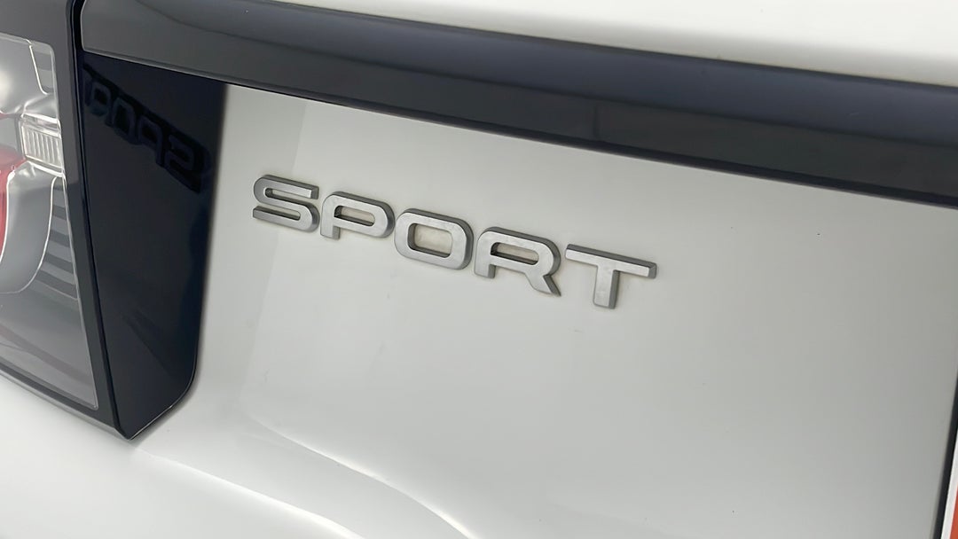 2017 Land Rover Discovery Sport Td4 150 Se 5 Seat, Automatic, 53836 km, Badge (Boot Left Side)