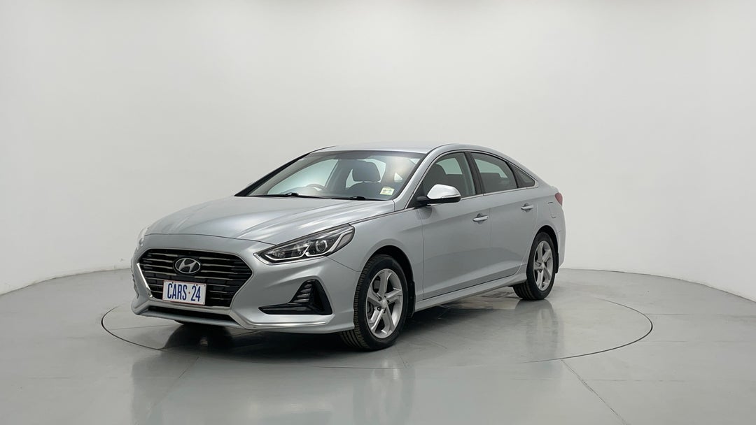 Left Front Diagonal (45- Degree) View