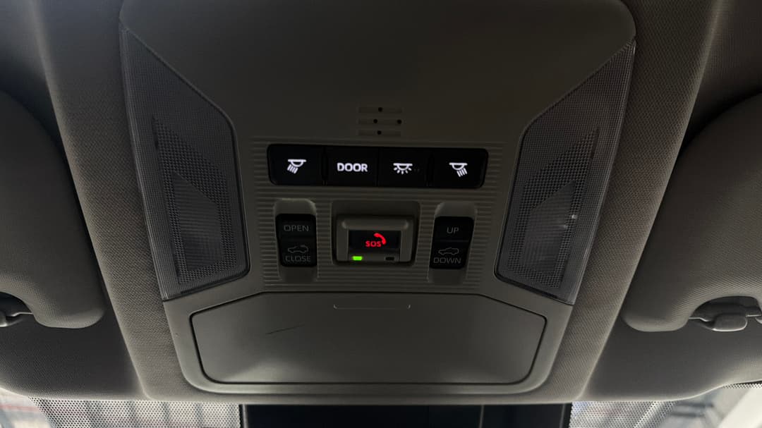 2025 Toyota RAV4 Cruiser (2WD) Hybrid, Automatic, 29489 km, On-Roof Controls/Sunglass holder