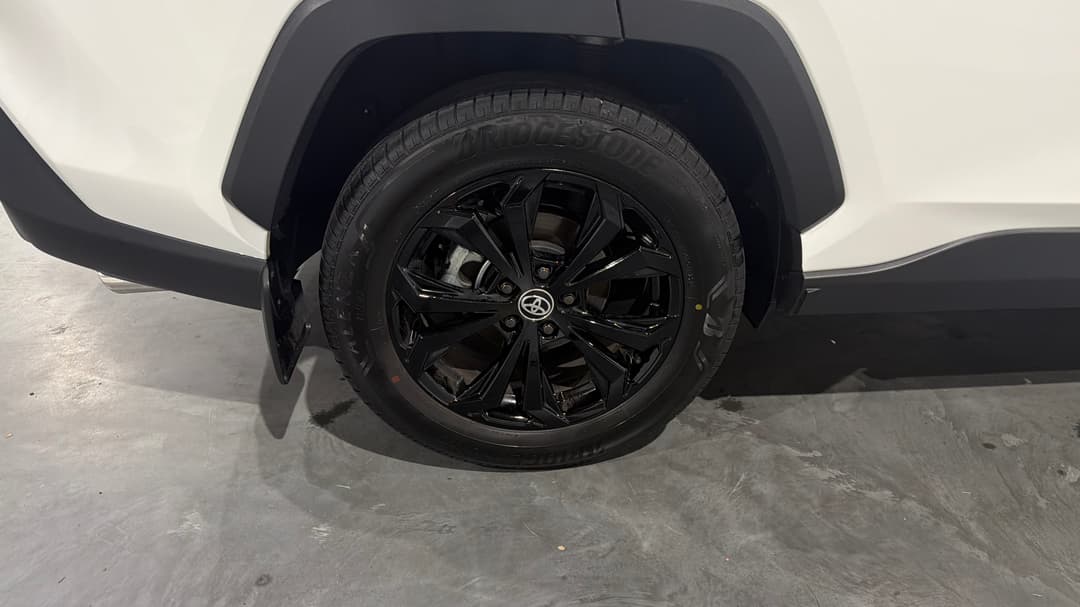 2025 Toyota RAV4 Cruiser (2WD) Hybrid, Automatic, 29489 km, Right Rear Wheel