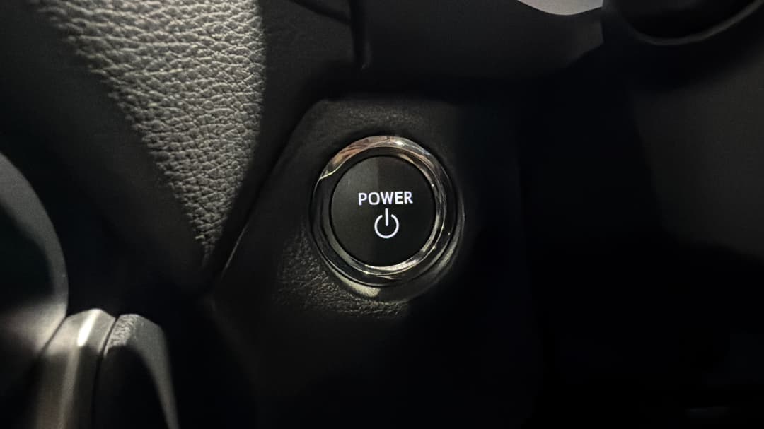 2025 Toyota RAV4 Cruiser (2WD) Hybrid, Automatic, 29489 km, Keyless / Button Start