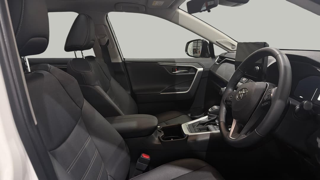 2025 Toyota RAV4 Cruiser (2WD) Hybrid, Automatic, 29489 km, Right Side Front Door Cabin View