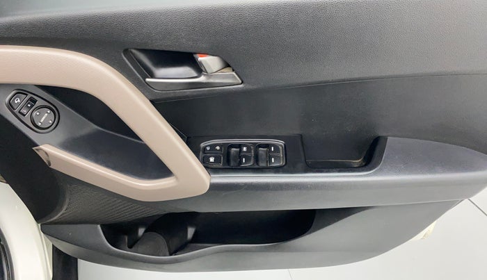 2015 Hyundai Creta 1.6 CRDI SX PLUS AUTO, Diesel, Automatic, 1,33,099 km, Driver Side Door Panels Control