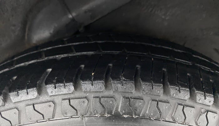 2012 Hyundai i10 MAGNA 1.2 KAPPA2, Petrol, Manual, 76,159 km, Left Rear Tyre Tread