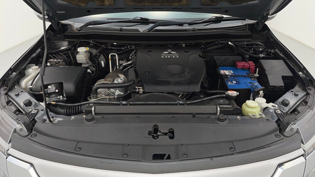 Open Bonnet (Engine)