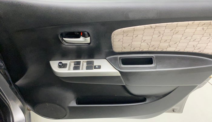 2016 Maruti Wagon R 1.0 VXI AMT, Petrol, Automatic, 23,481 km, Driver Side Door Panels Control