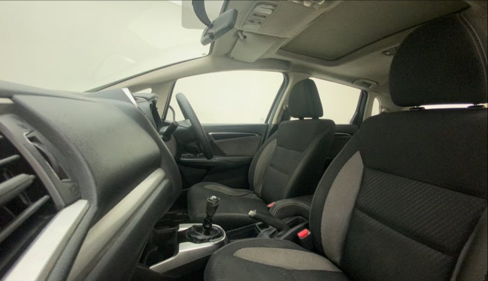 2017 Honda WR-V 1.5L I-DTEC VX MT, Diesel, Manual, 1,29,744 km, Right Side Front Door Cabin