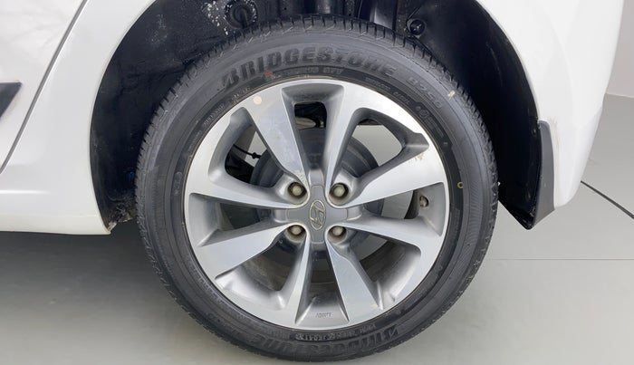 2017 Hyundai Elite i20 ASTA 1.2 DUAL TONE, Petrol, Manual, 11,594 km, Left Rear Wheel
